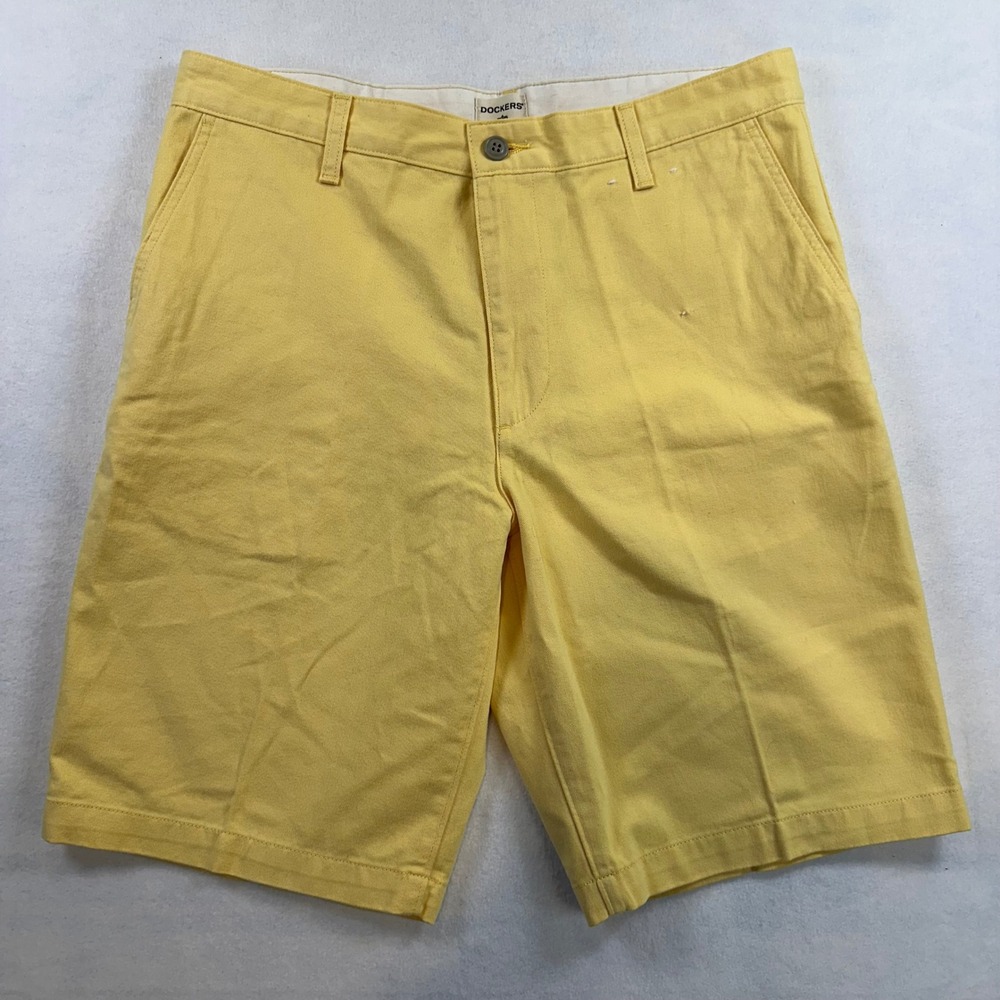 Dockers Mens Yellow Chino Shorts WaterLess Flat Front 33 PC9-35412-0809